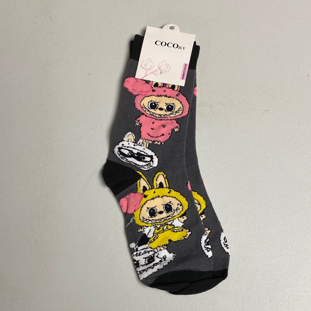 COCO JLY Cute Character Crew Socks in Gray, Pink & Yellow